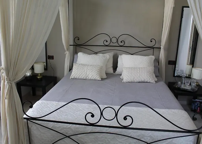 Maison Fortune * كاستلْنْيوفو ديل غارد